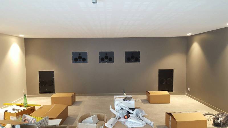 Transformation d'un sous sol inexploité en salle de cinéma privée de 50m² à Lyon